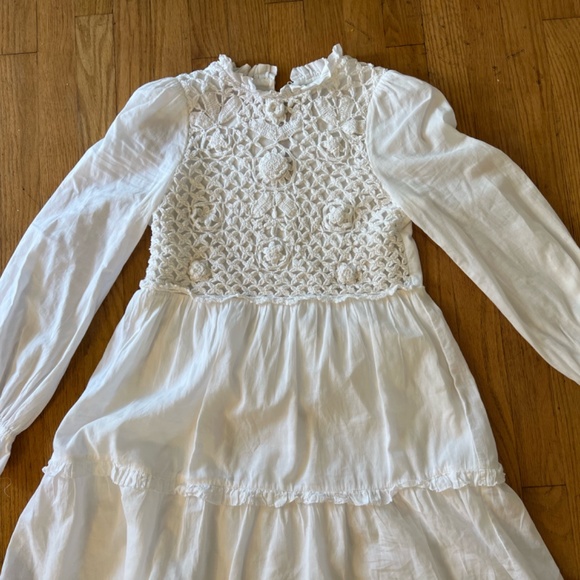 Saylor white dress with nice design on the top size XS - Picture 2 of 6